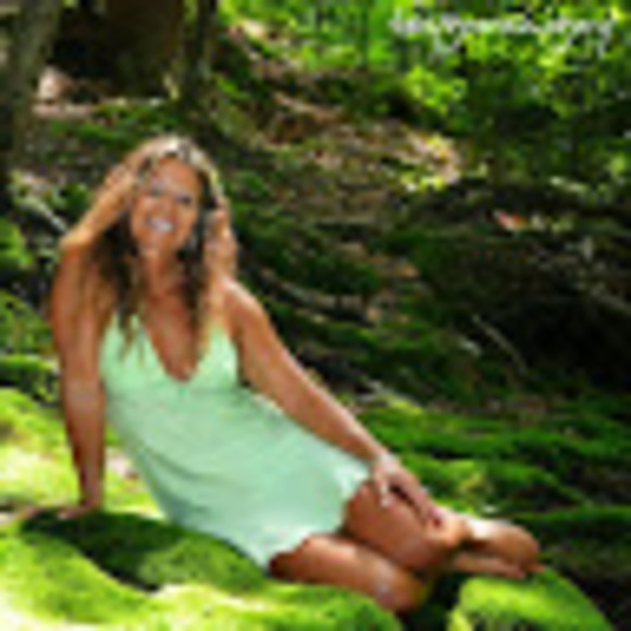 Meet your Posher, Teresa - Picture 1 of 1